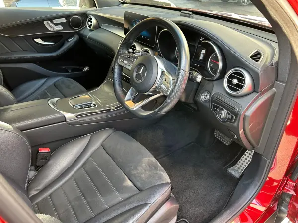 Mercedes-Benz GLC220 d 4MATIC AMG Line Diesel Turbo 4WD AMG Line Certified Used Car Panoramic Sliding Roof (Hyacinth Red) — photo 9