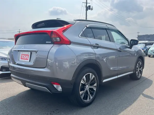 2020 Mitsubishi Eclipse Cross — photo 2