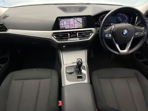 2019 Bmw 3 Series — photo 2