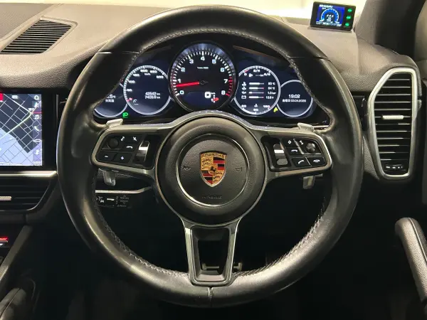 2018 Porsche Cayenne — photo 3 | Tuminion Kenya
