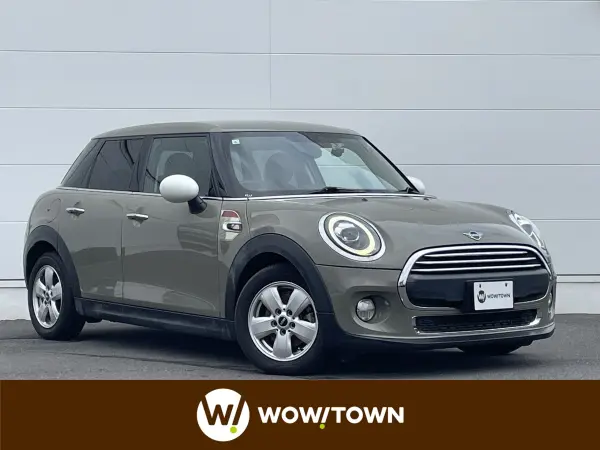 Mini Mini Victoria 5 Door DCT Navi Package Backup Camera Victoria Exclusive Side Scuttle Genuine 15-inch Alloy Wheels LED Head & Fog Lights Union Jack Tail Lenses Drive Recorder (Emerald Grey) — 2019, 30,000km, for sale in Kenya