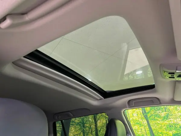Toyota Land Cruiser Prado 2.7 TX L Package 4WD 7-Seater Genuine Navigation Sunroof Panoramic View Monitor Seat Ventilation Radar Cruise Control Black Leather Seat Power Seat Blind Spot Monitor Drive Recorder (Attitude Black Mica) — photo 7