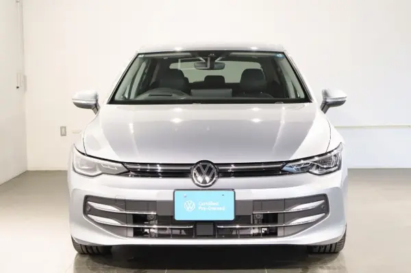 2025 Volkswagen Golf — photo 3