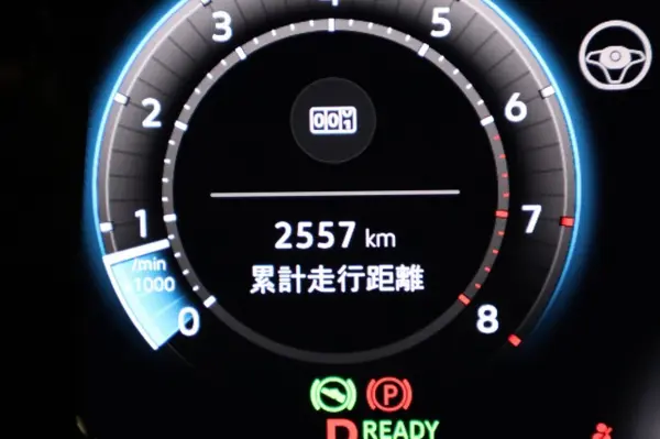 Volkswagen Golf eTSI Style — photo 8