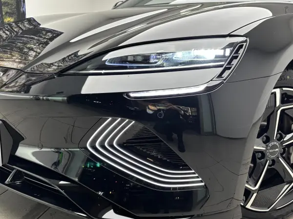 BYD Seal AWD — photo 8