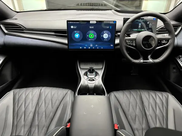 2025 Byd Seal — photo 3