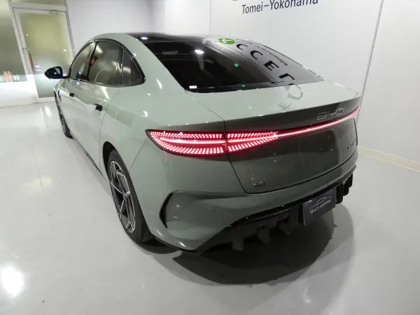 2025 Byd Seal — photo 2