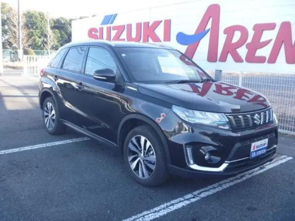 2023 Suzuki Escudo — photo 2