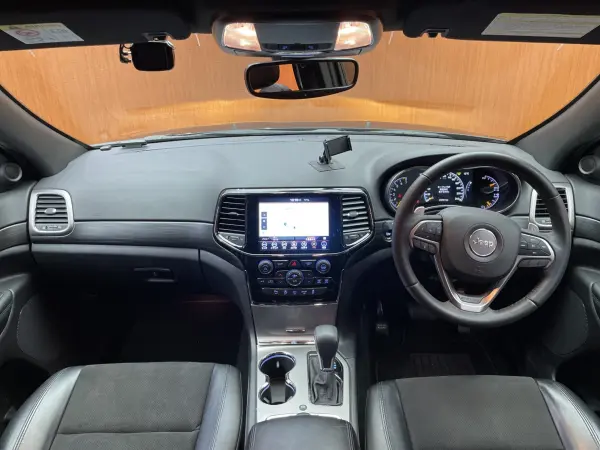 2019 Jeep Grand Cherokee — photo 2