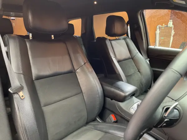 Jeep Grand Cherokee Altitude 4WD Genuine Navigation Back Camera Cruise Control Half Leather Seat Seat Heater Power Seat Xenon Headlight Auto Light Drive Recorder Genuine 20-inch AW ETC Paddle Shift (Diamond Black Crystal Pearl C) — photo 7