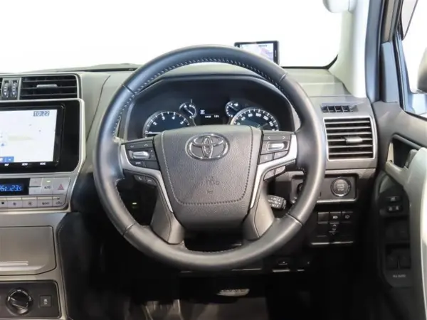 Toyota Land Cruiser Prado 2.7 TX L Package 4WD Full-Time 4WD with Aero, Service Records, One Owner, Digital TV, Glass Roof, Power Seats, LED Lamps, Power Steering, ETC, DVD Player, Leather, Stability Control, Navigation/TV, Air Conditioning, Alloy Wheels (Pearl Mica) — photo 8