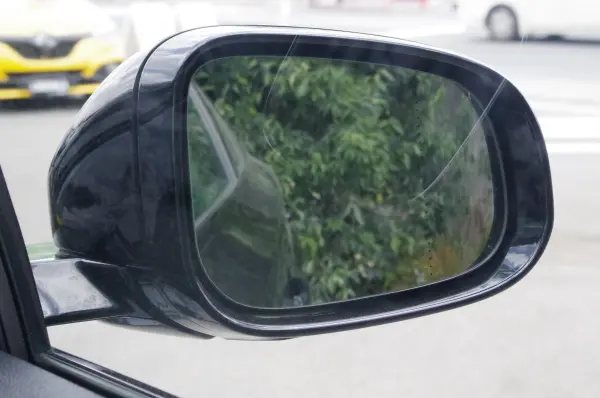 Volvo V40 D4 Dynamic Edition Diesel Turbo Limited Edition 200 Units Black Half Leather Seats Adaptive Cruise Control Intellisafe Park Sensors Blind Spot Monitor Backup Camera Genuine Navi Dashcam ETC Bluetooth Seat Position Memory Function (Black) — photo 9