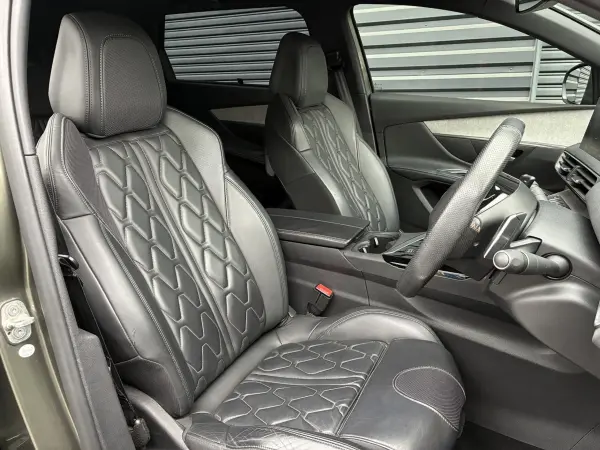 2018 Peugeot 5008 — photo 7 | Tuminion Kenya