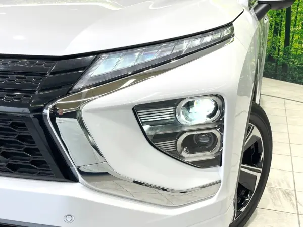 Mitsubishi Eclipse Cross PHEV 2.4 P 4WD Non-Smoking Car 4WD Genuine 8-inch Navigation Surround Camera Seat Heater BSM Collision Damage Mitigation System Radar Cruise ETC LED Headlamps (White Diamond) — photo 8