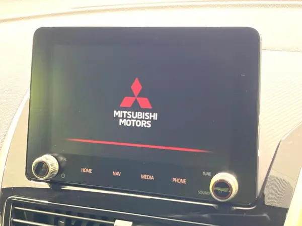 2022 Mitsubishi Eclipse Cross — photo 3