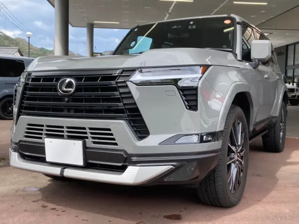 Lexus GX550 Version L 4WD Modellista Aero Dimming Panoramic Roof (Titanium Carbide Gray)