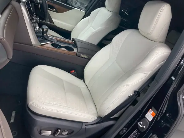 Lexus LX600 4WD — photo 7