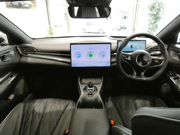 2025 Byd Seal — photo 3