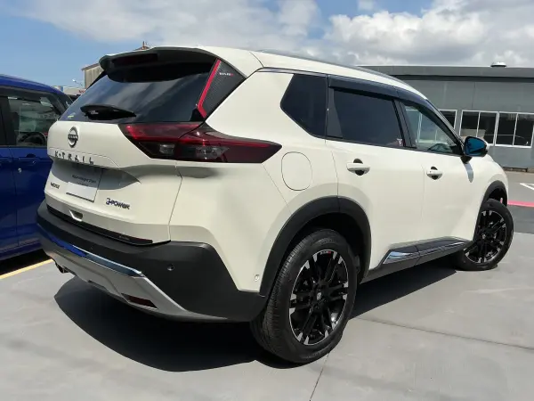 2023 Nissan Xtrail — photo 2