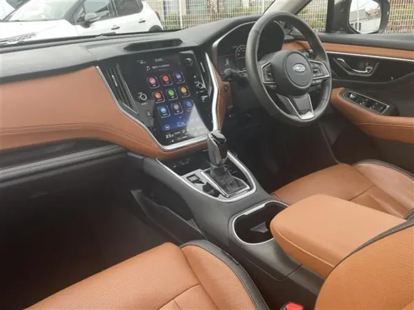 2022 Subaru Legacy Outback — photo 2