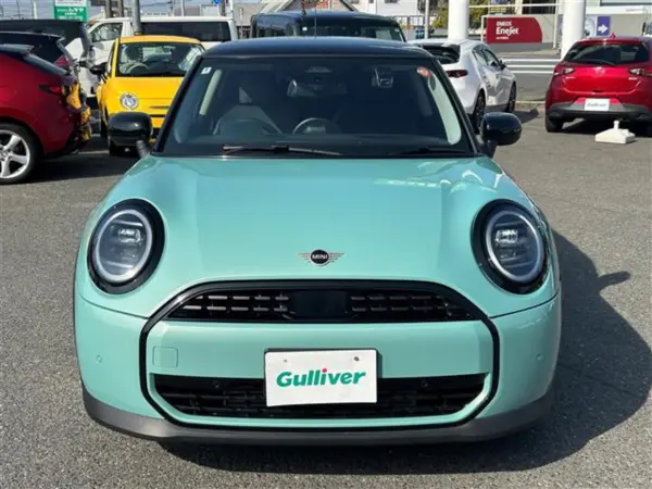 2024 Mini Cooper — photo 8 | Tuminion Kenya