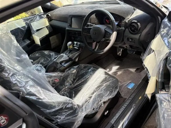 Nissan GT-R 3.8 Premium Edition T-spec 4WD MY25/Garage Kept/Nismo Sports Resin (Millennium Jade M) — photo 7