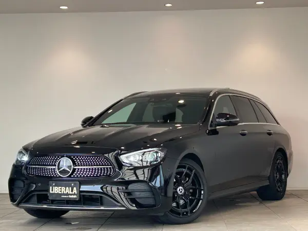 Mercedes-Benz E-Class Wagon E200 Sport (BSG Model) Burmester Sound CarPlay Head-Up Display Blind Spot Monitor 360-Degree Backup Camera Adaptive Cruise Control Genuine Navigation Full-Seg TV Panoramic Sliding Roof (Obsidian Black) — photo 8