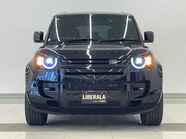 Land Rover Defender 110 X Dynamic SE 3.0L D300 Diesel Turbo 4WD Panoramic Glass Sunroof MERIDIAN Air Suspension Pack IntelliSafe ACC Black Leather Seat Seat Heater Genuine Navigation Apple CarPlay 360-Degree Camera Full-Seg TV Genuine 20-Inch AW LED Headlights One Owner (Santorini Black Metallic) — photo 9