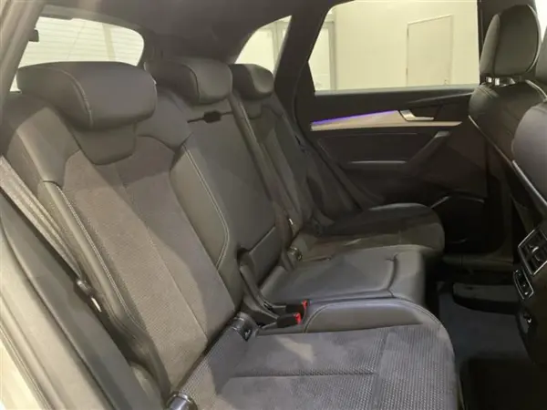 2019 Audi Q5 — photo 2