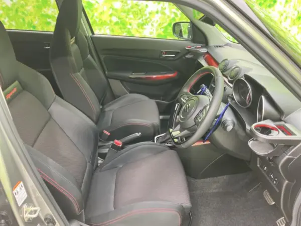Suzuki Swift Sport 1.4 Display Audio + Navi / Safety Support (Suzuki) / Seat Heater / Drive Recorder Front & Rear / LED Headlamps / Bluetooth / ETC / EBD with ABS (Premium Silver Metallic) — photo 7