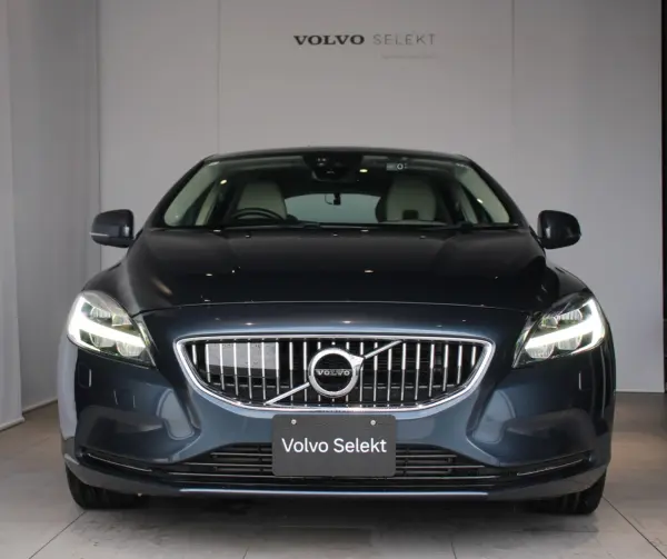 Volvo V40 T3 Classic Edition (Denim Blue Metallic) — photo 8