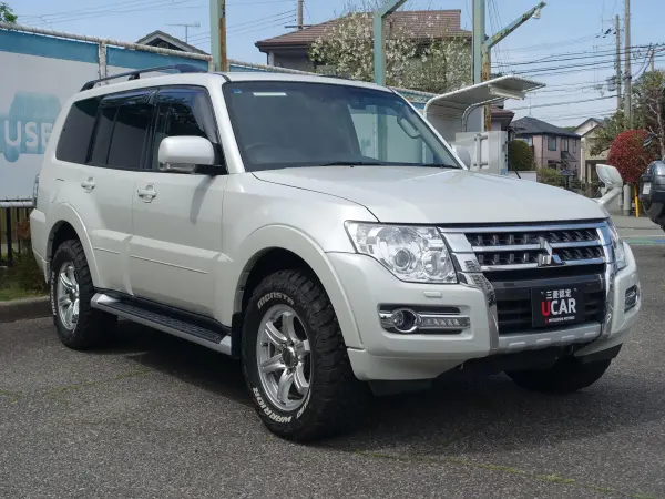 Mitsubishi Pajero 3.2 Long Final Edition Diesel Turbo 4WD 700 Limited Edition Electric Sunroof Black Leather Seats Rear Diff Lock Panasonic Memory Navigation Backup Camera Kakimoto Modified Muffler URBANSPORTS 17-inch AW Front and Rear 2-Camera Drive Recorder (Warm White Pearl) — photo 9