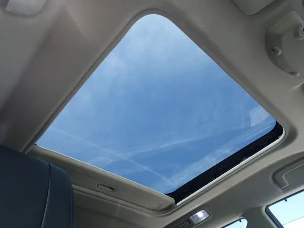2019 Mitsubishi Pajero — photo 3