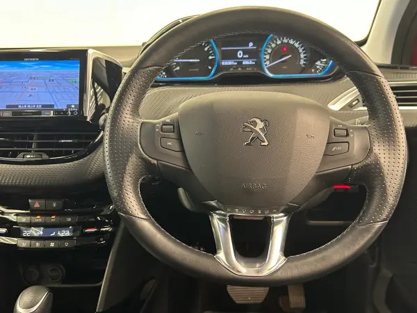 2019 Peugeot 2008 — photo 3