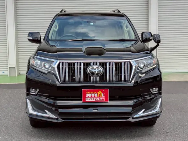 Toyota Land Cruiser Prado 2.7 TX L Package 4WD Modellista Aero Kit Sunroof 8-inch Navigation + Backup Camera Power Seat Seat Heater + Seat Cooler 3rd Row Power Folding Bluetooth ETC ACC LED Headlights Fog Lights Roof Rails White Leather Seats (Black) — photo 9