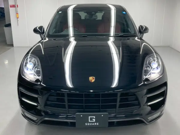 Porsche Macan Turbo PDK 4WD — photo 8