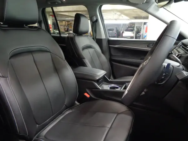 Jeep Grand Cherokee Limited 4WD — photo 8