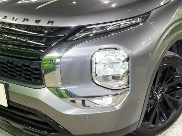 Mitsubishi Outlander PHEV 2.4 Black Edition 4WD — photo 8