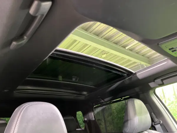 2023 Mitsubishi Outlander — photo 3