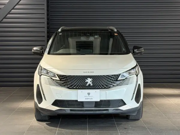 2022 Peugeot 5008 — photo 2 | Tuminion Kenya