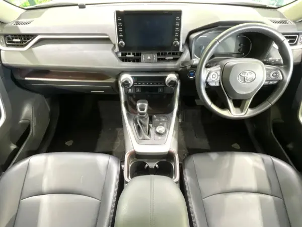 2020 Toyota  Rav4 — photo 2
