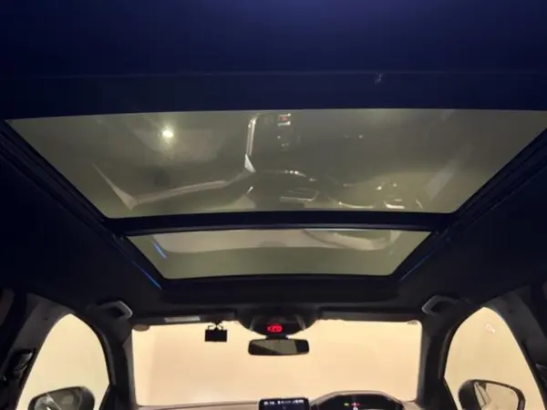 2021 Peugeot 5008 — photo 3