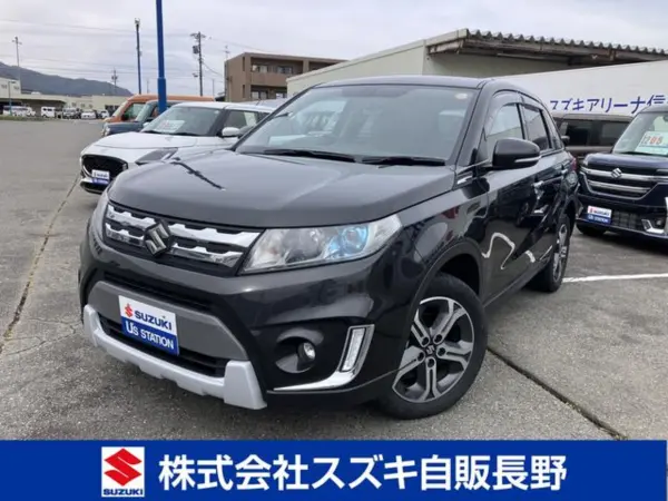 Suzuki Escudo 1.6 4WD (Cosmic Black Pearl Metallic)