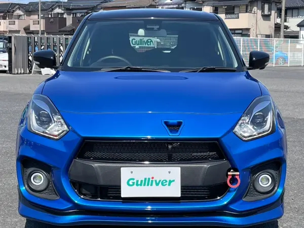 2023 Suzuki Swift — photo 2