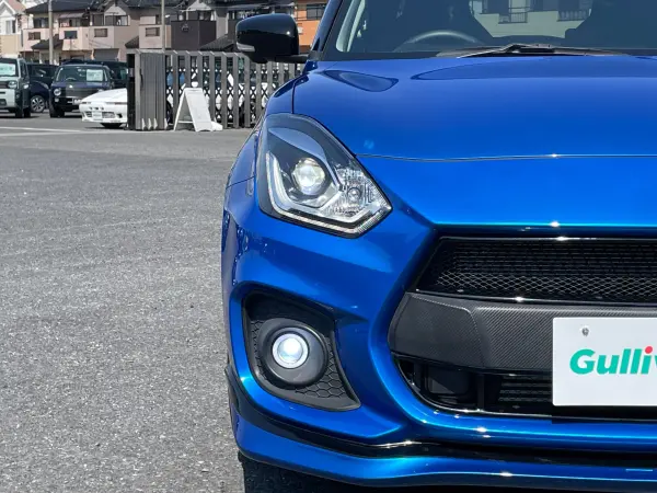 2023 Suzuki Swift — photo 3
