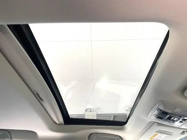 2023 Toyota Landcruiser Prado — photo 3