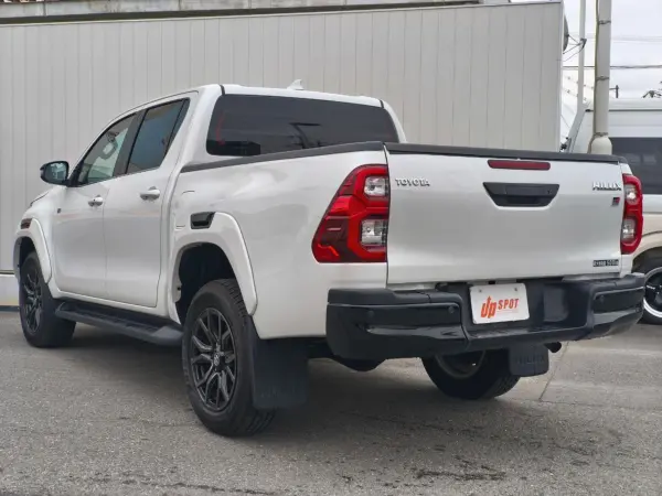 2024 Toyota Hilux — photo 2 | Tuminion Kenya