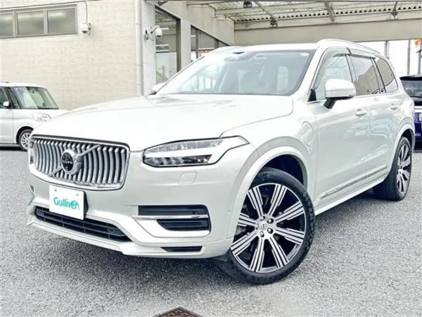Volvo XC90 Recharge Plug-in Hybrid T8 AWD Inscription 4WD — photo 8