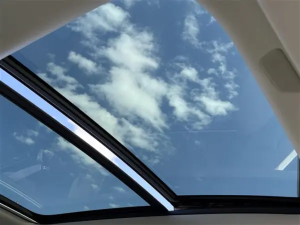 2021 Volvo Xc90 — photo 2