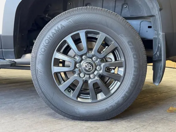 Toyota Land Cruiser 250 2.8 GX Diesel Turbo 4WD — photo 9